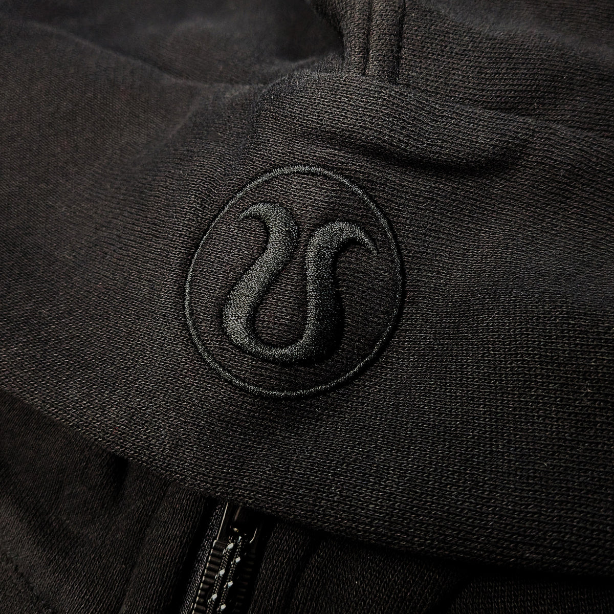OTTAWA SENATORS X LULULEMON WOMEN'S SCUBA HALF ZIP HOODIE
