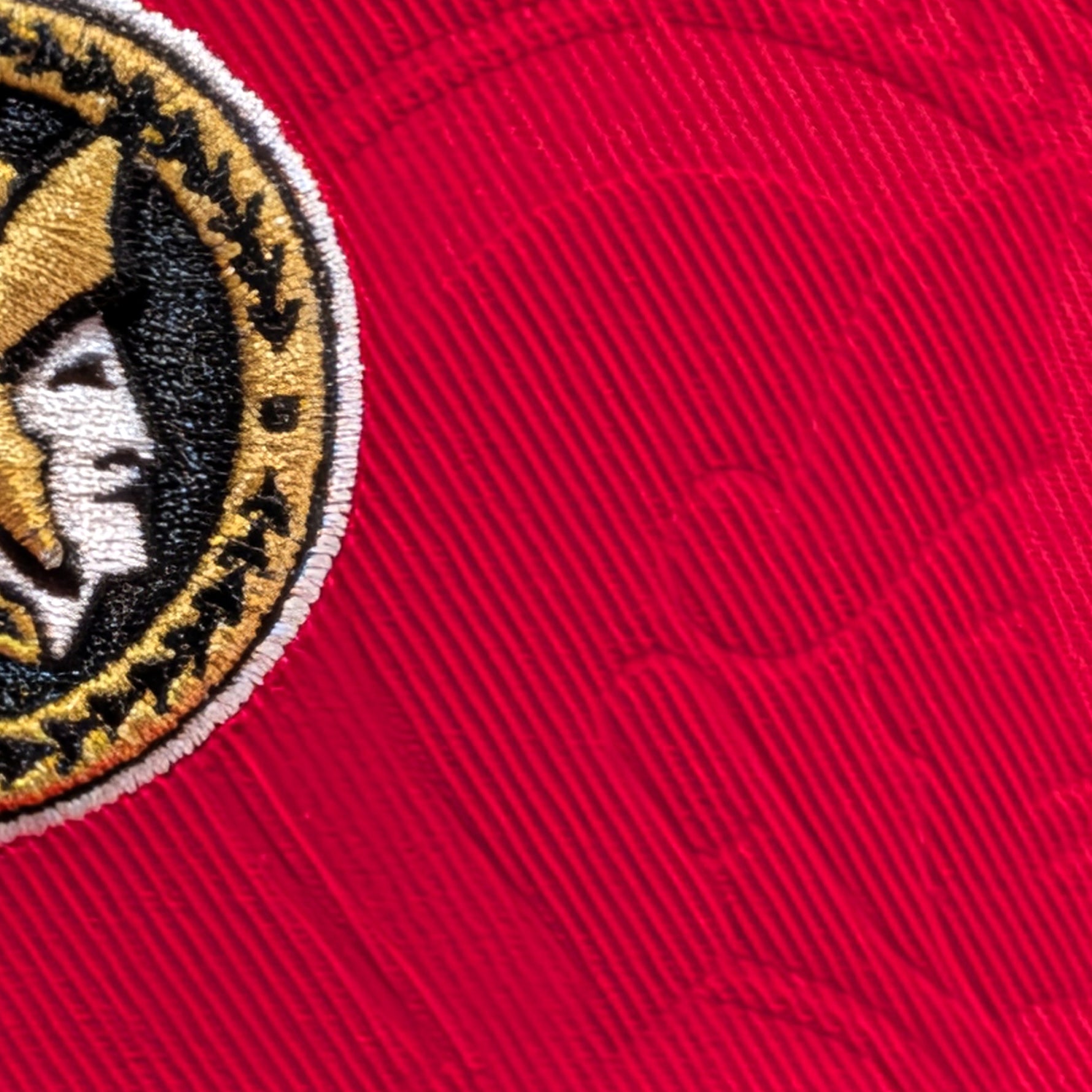 OTTAWA SENATORS AP PRO 2026 EMBOSSED FLATBRIM CAP