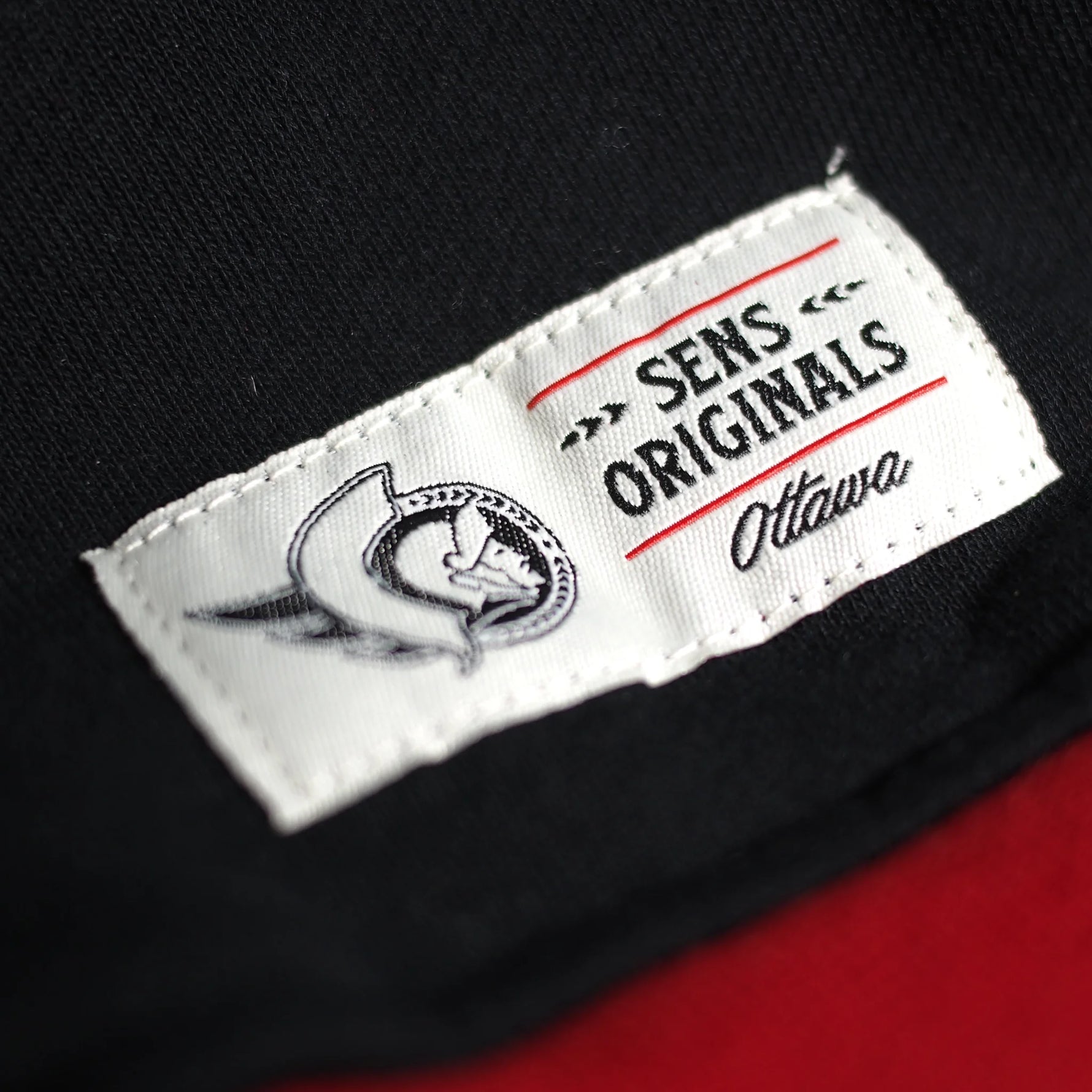 OTTAWA SENATORS RELAXED VINTAGE LOGO BLACK HOODIE